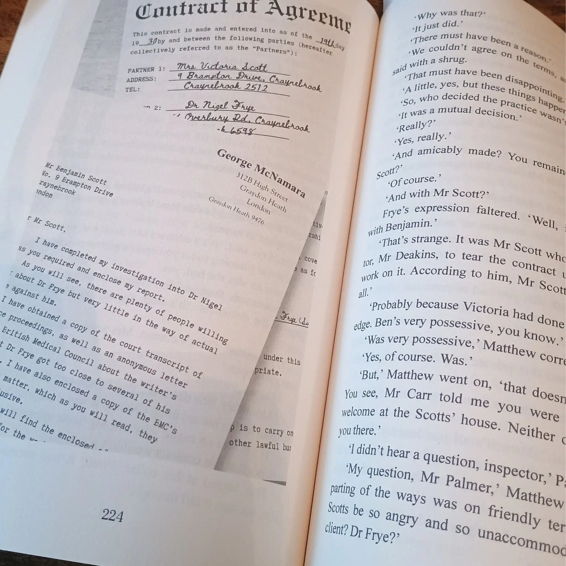 Graphic of contract and letter